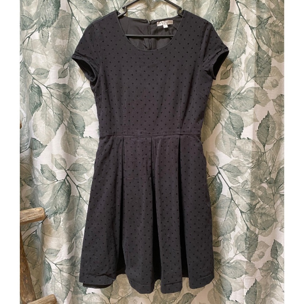Black Dress with Polka Dots and POCKETS!